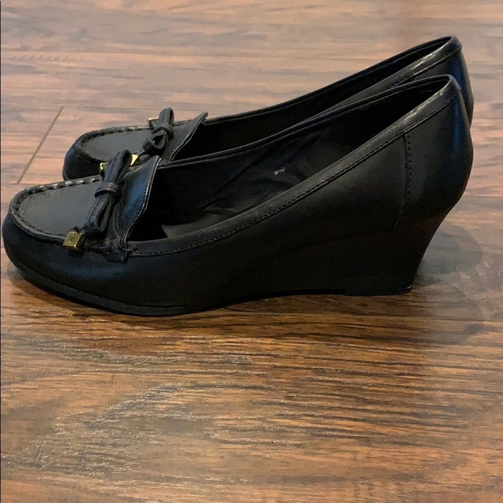 Lauren, Ralph Lauren wedge heels in black, so 7.5